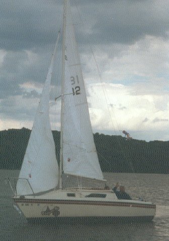 20 ft hunter sailboat