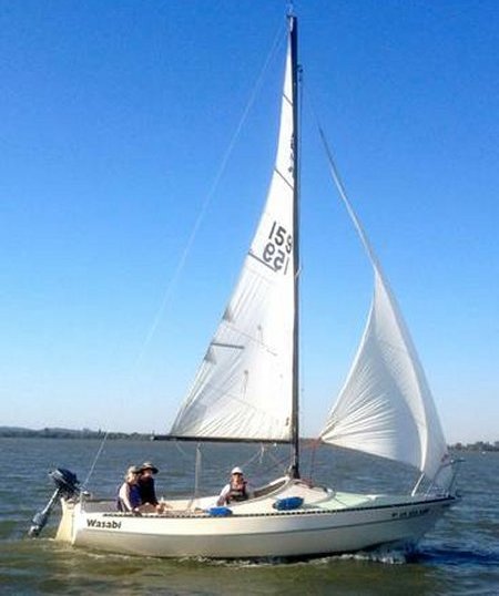 20 foot sailboat with motor