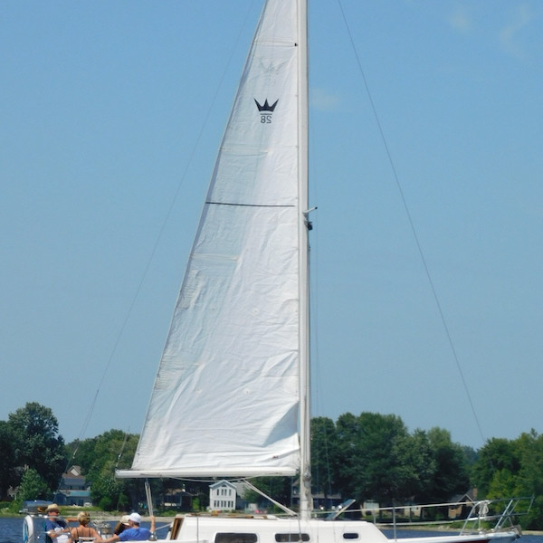crown 28 sailboat review