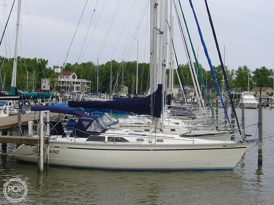 35 foot hunter sailboat