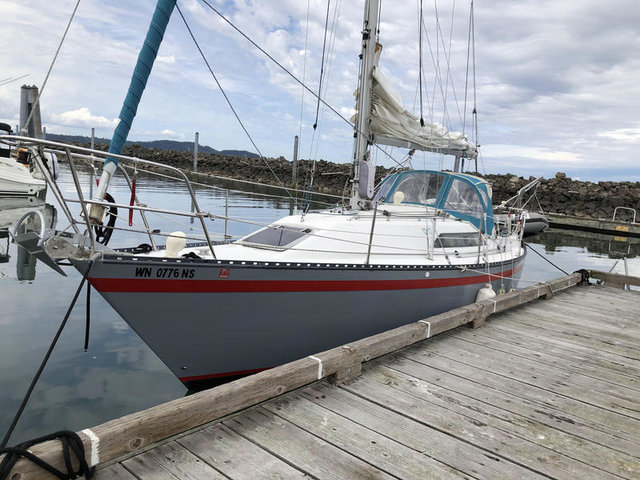 quanta 28 sailboat review