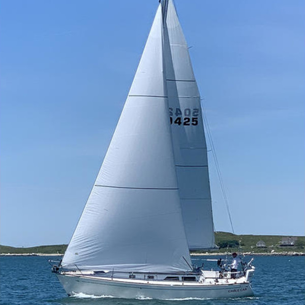 33 foot sailboat