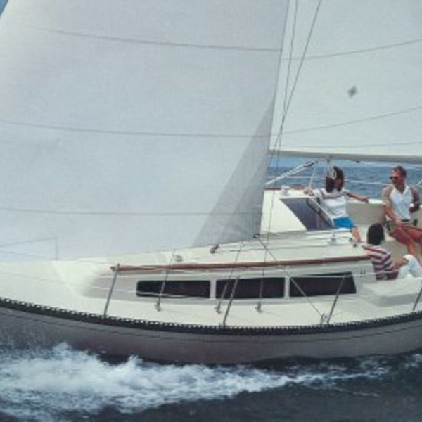 s2 8.6 sailboat