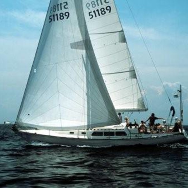 newport 41 sailboat review