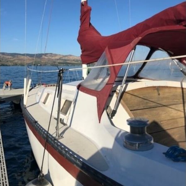 lancer 28 sailboat data