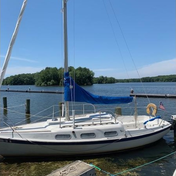 22' tanzer sailboat