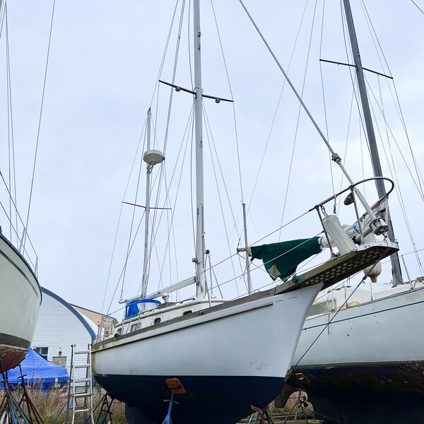 fuji 32 sailboat review